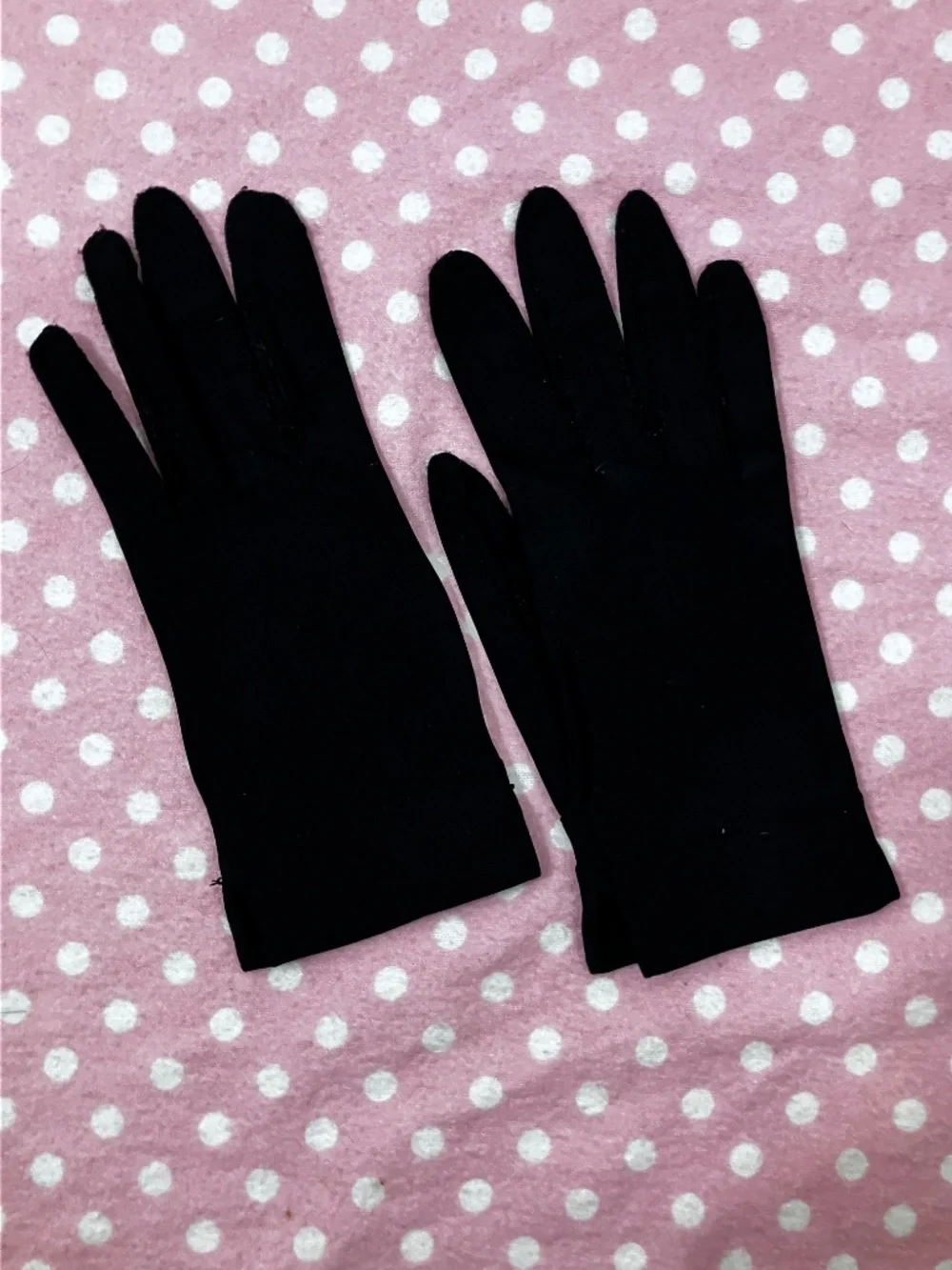 Vintage Isotoner Black Gloves OS - Picture 9 of 9